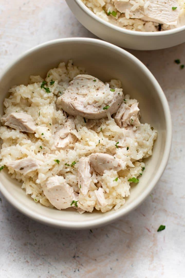 Hähnchen-Reis-Auflauf Rezept in zwei Schüsseln
