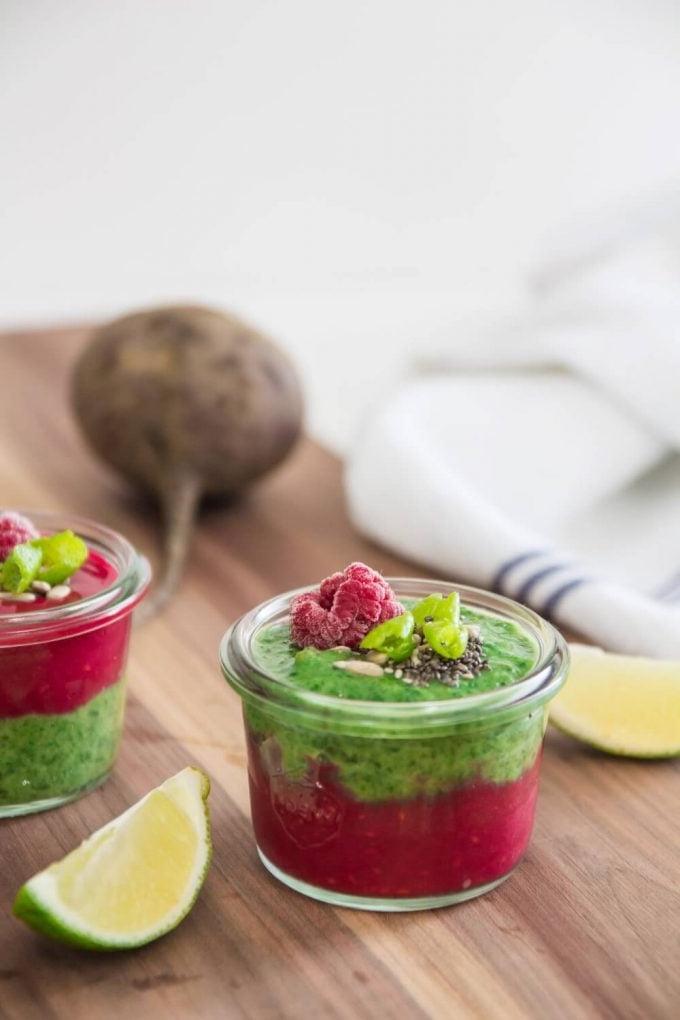 holiday detox smoothie in a glass