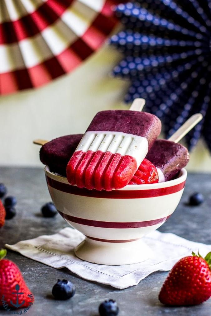 berry cheesecake pops (3 layers)
