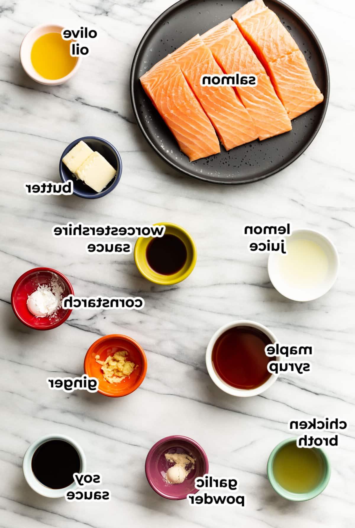 **Ahorn-glasierter Lachs** 3 Zutaten für Ahorn glasierten Lachs in Vorbereitungsschüsseln