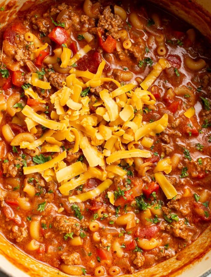 Amerikanisches Gulasch 5 close-up of American goulash