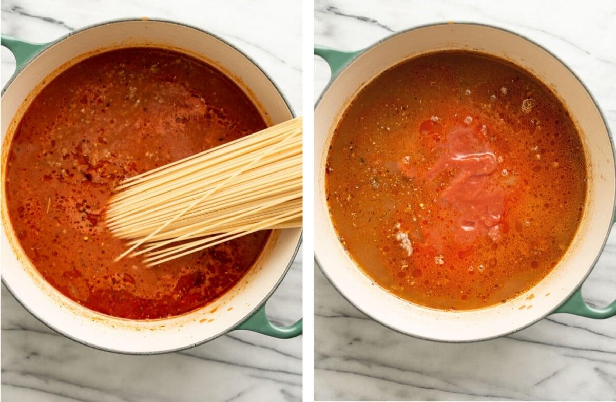 Brühe, Tomaten und Spaghetti in einen Suppentopf für One-Pot Pasta geben