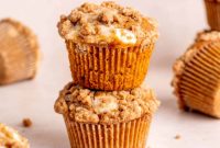 Easy Pumpkin Cheesecake Streusel Muffins