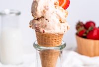 Strawberry Swirl Cheesecake Delight