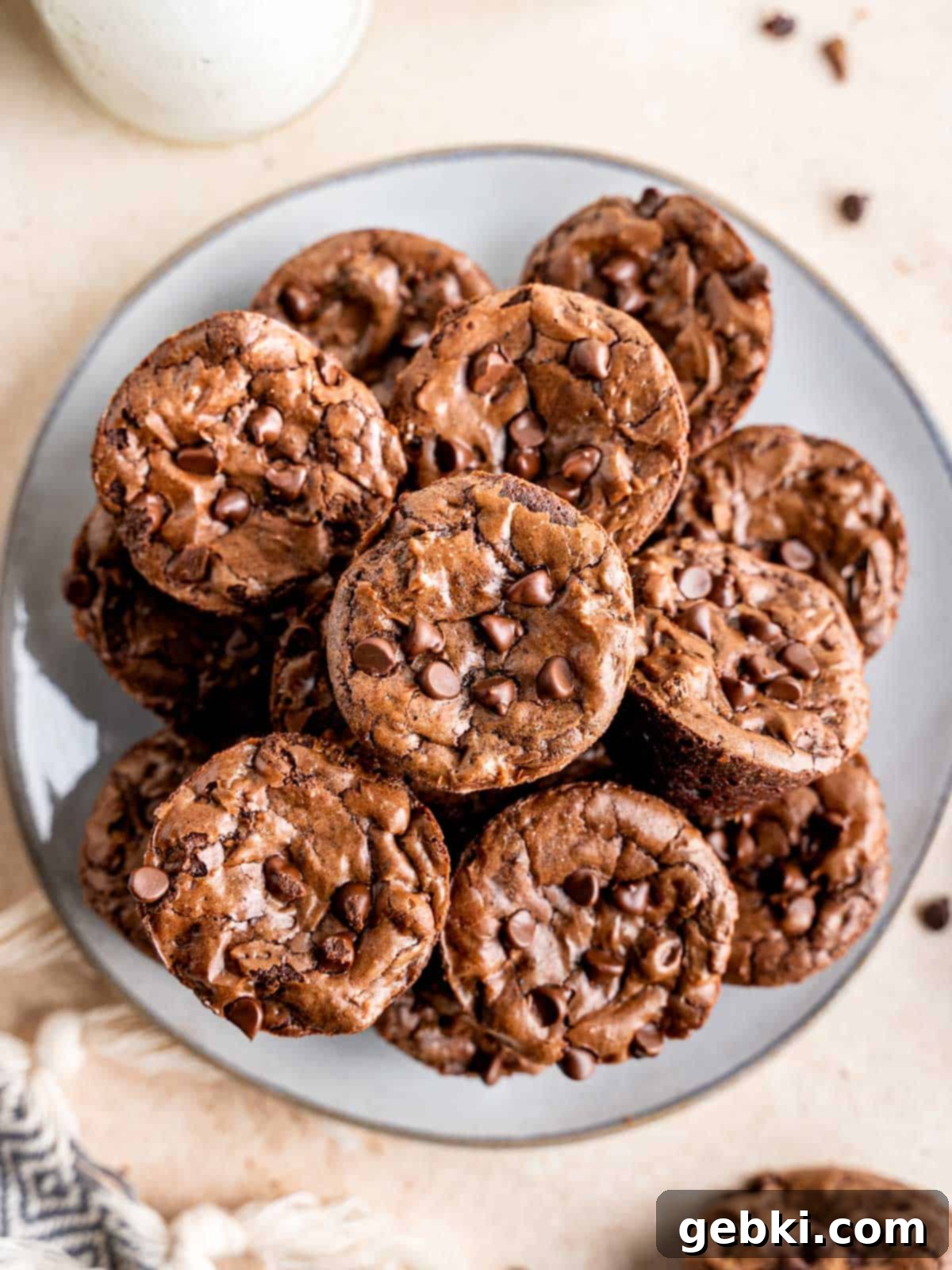 Perfectly Poppable Brownies 5 A plate of mini brownie bites.